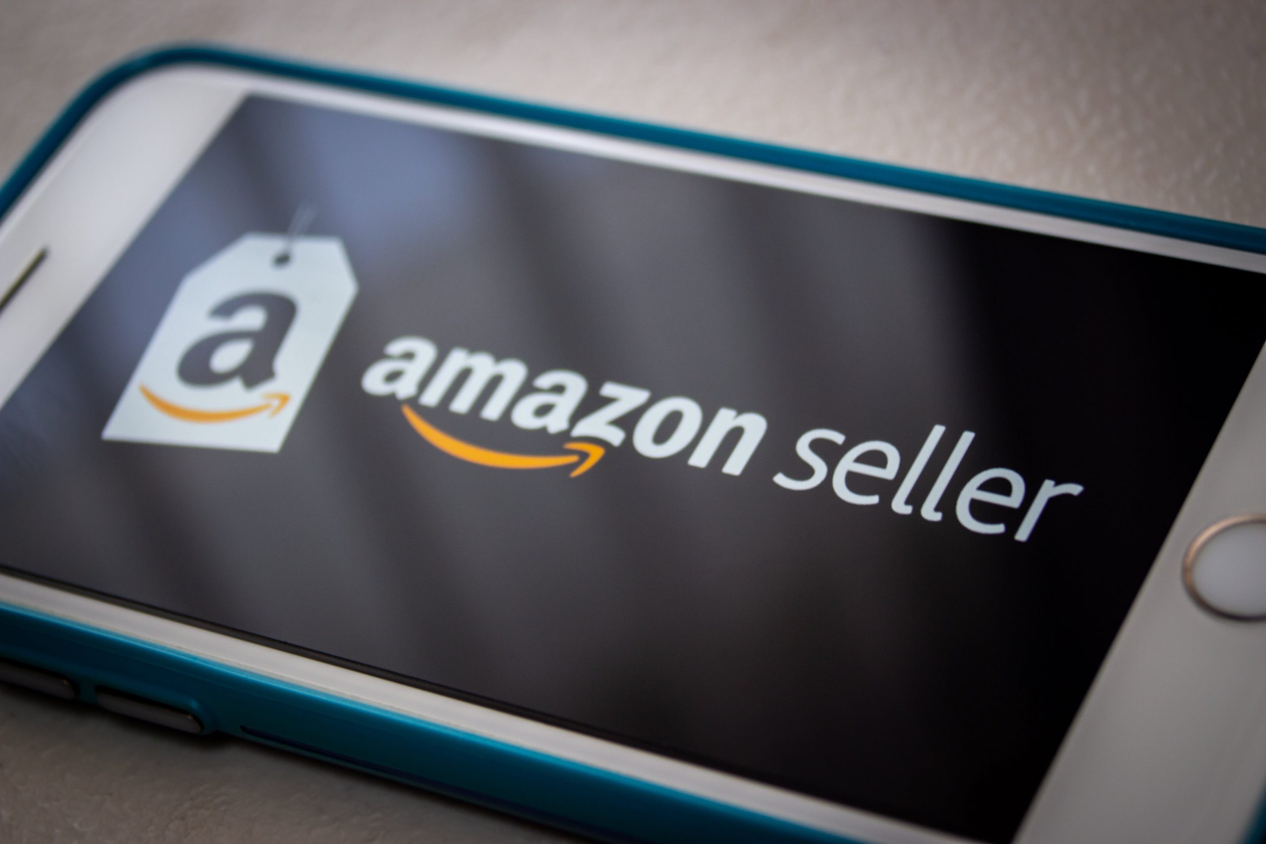 Amazon Vendor Central vs Amazon Seller Central : Which is Right for You?